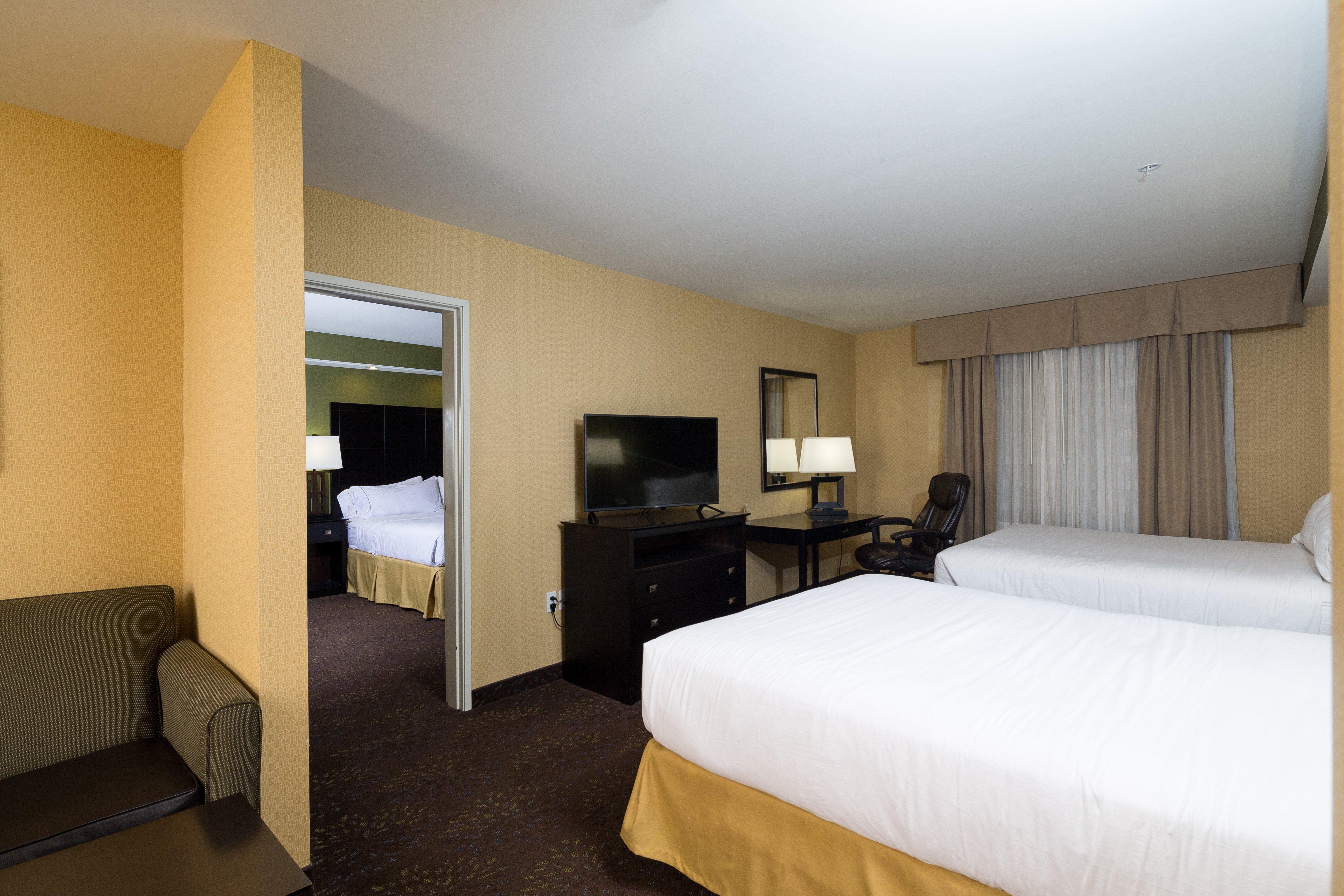 Holiday Inn Express And Suites Detroit North-Troy By Ihg Екстер'єр фото